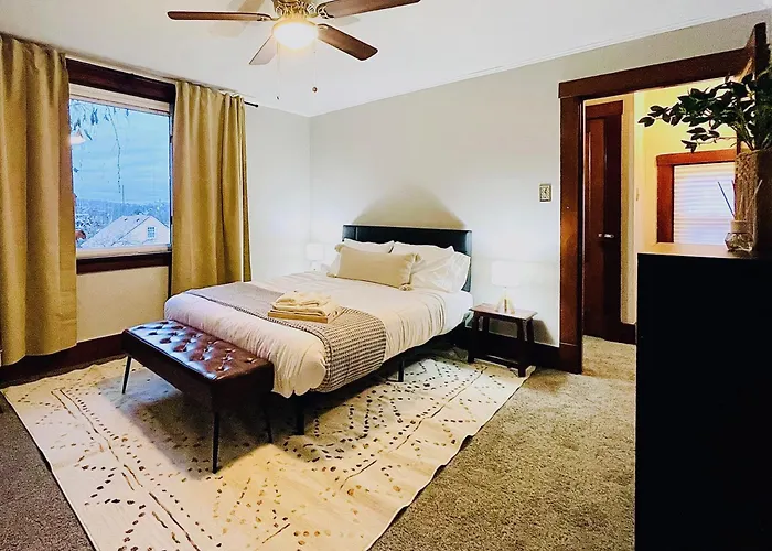 Allegheny Retreat Close To Downtown Holiday home Pittsburgh